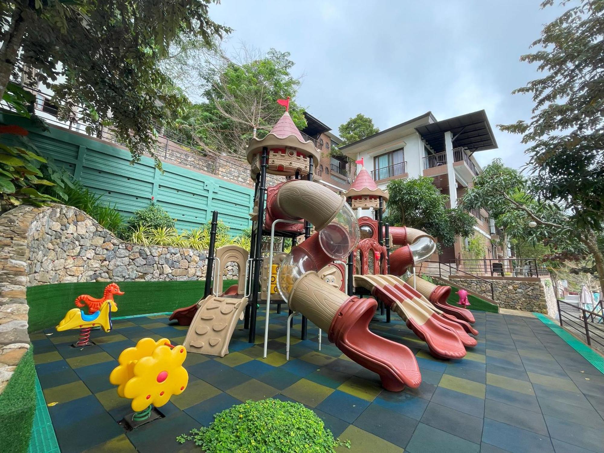 Mist Mountain Resort Powered By Cocotel Cebu Eksteriør billede